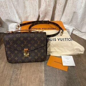 Louis Vuitton Pochette Métis